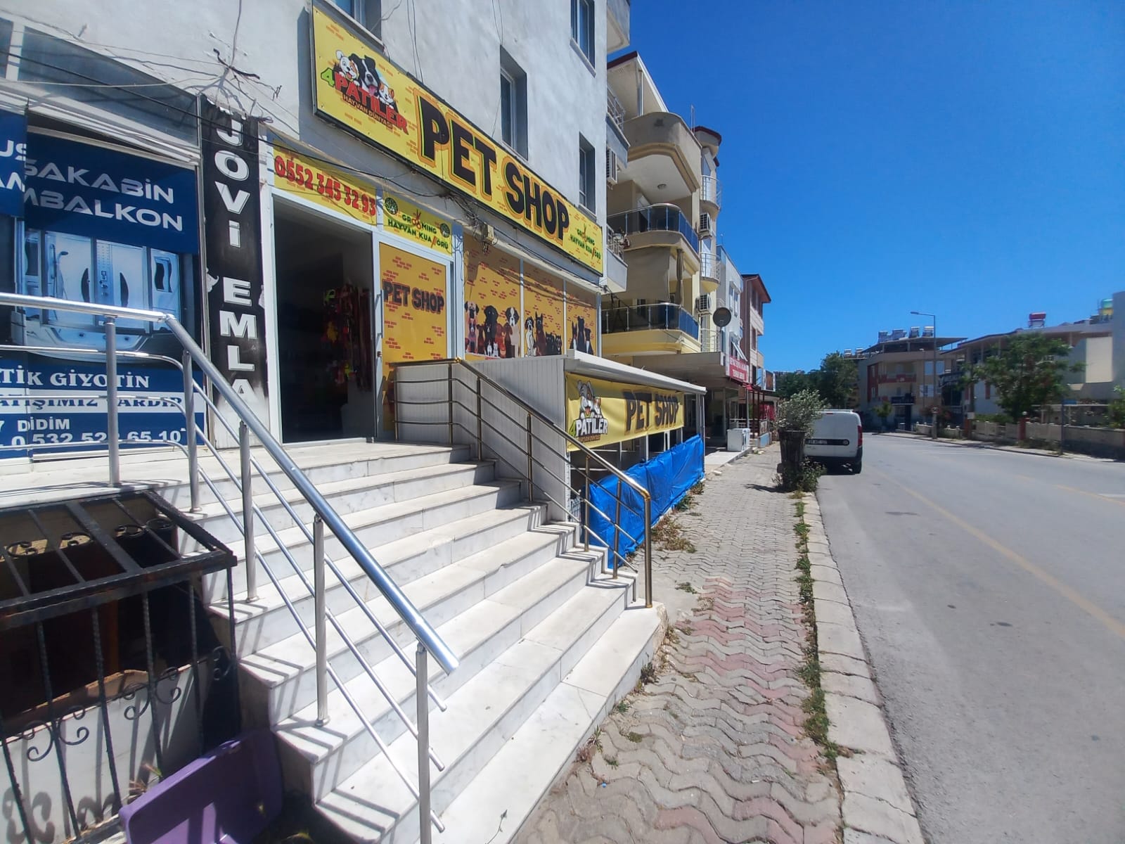 EGE CADDESİ ÜZERİNDE DEVREN KİRALIK PET SHOP